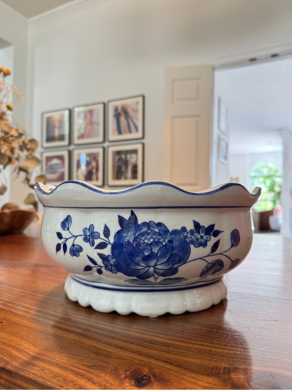 Large 12" Asian Blue & White porcelain Planter bowl with ruffled edge